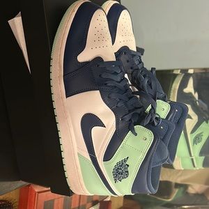 Size 11.5 Jordans, barely worn